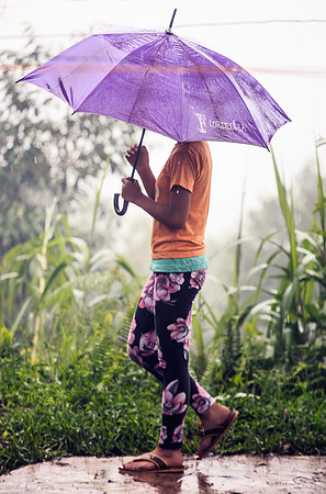 Femme au parapluie